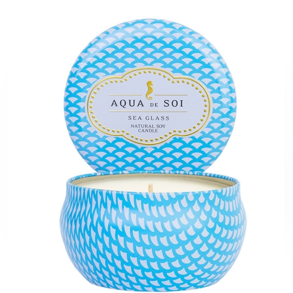 NWT SOI SEA GLASS CANDLE, 9 Ounce